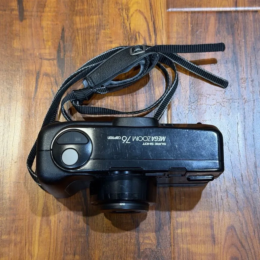 Canon Sure Shot Mega Zoom 76 Caption Point & Shoot 35mm Film Camera